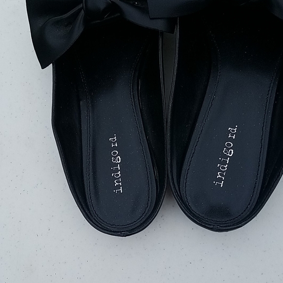 Shoes - Picture 4 of 9